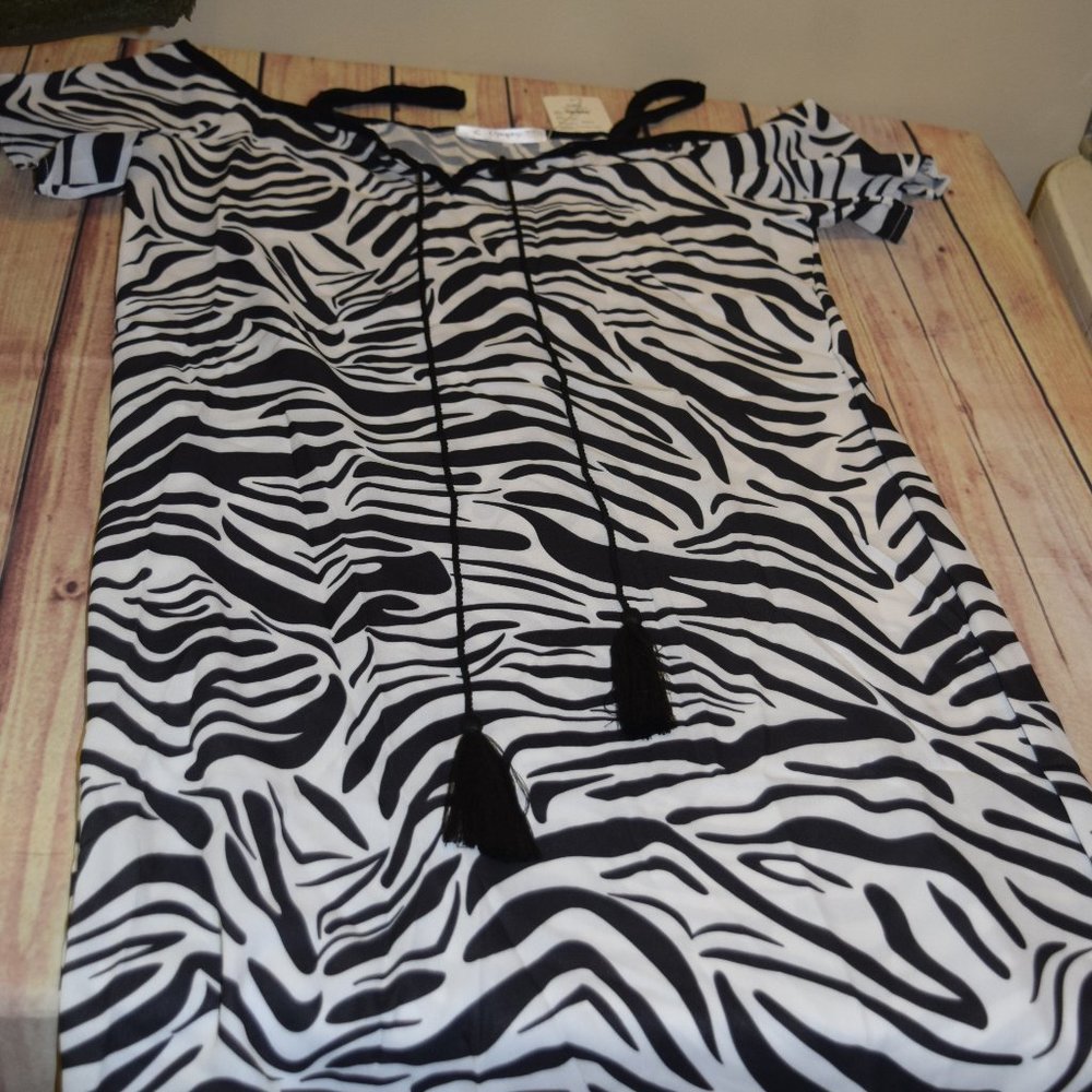 Upopby Sm Women's Juniors Mini Zebra Print Dress